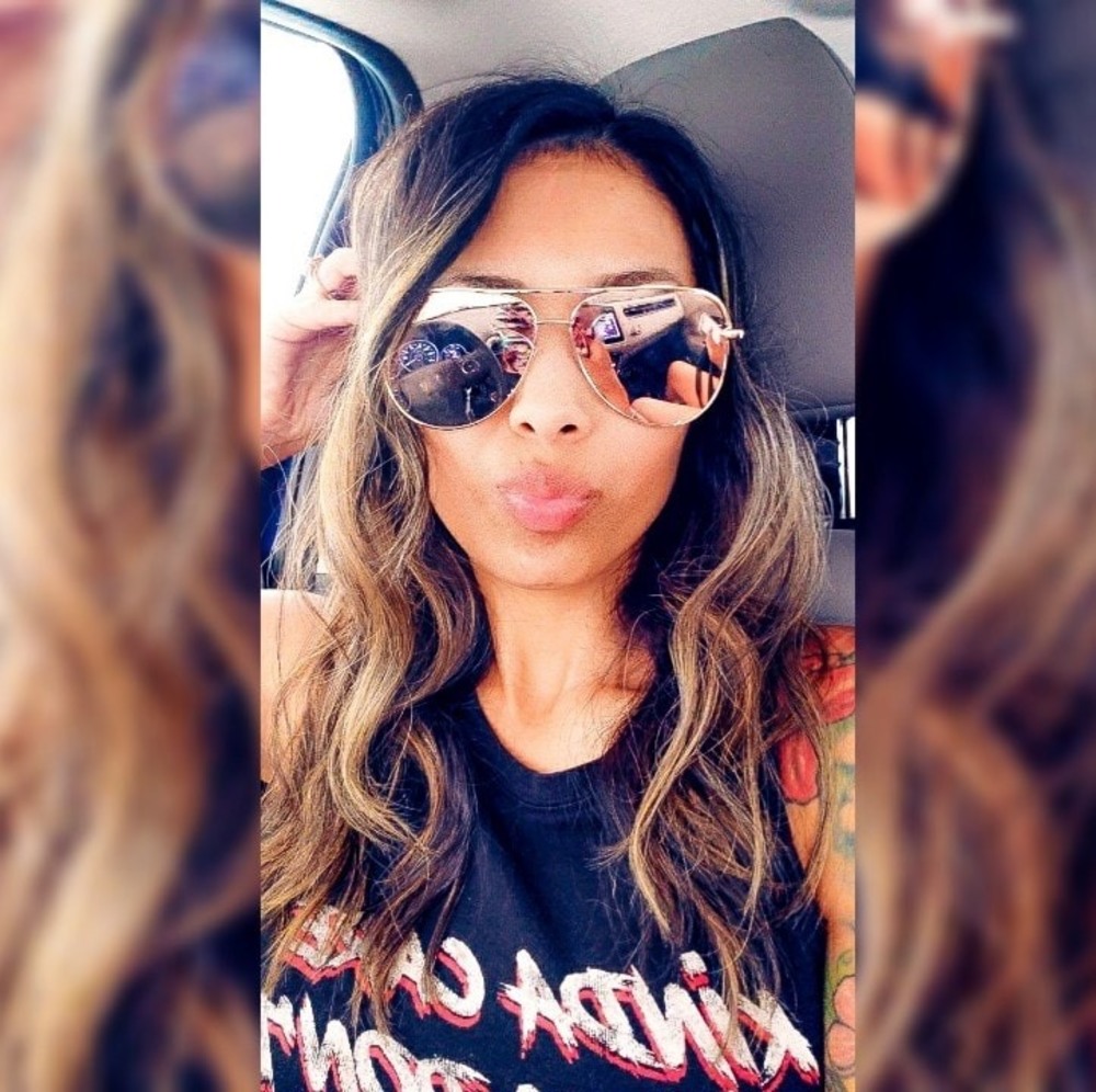 Meet your Posher, Eva